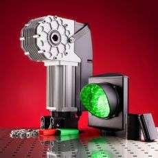 Привод «АЛЮТЕХ» + 2 пульта управления Привод «АЛЮТЕХ» + 2 пульта управления